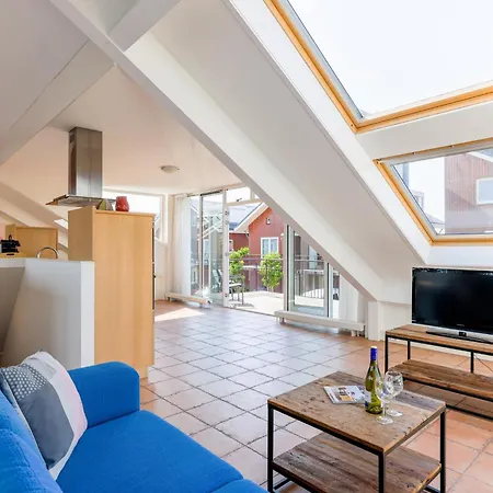 Penthouse * Uitgeest